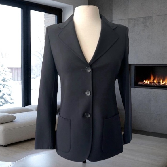 MAX MARA BLACK CLASSIC 3-BUTTON PATCH POCKET JACKET SIZE SMALL - Picture 1 of 12